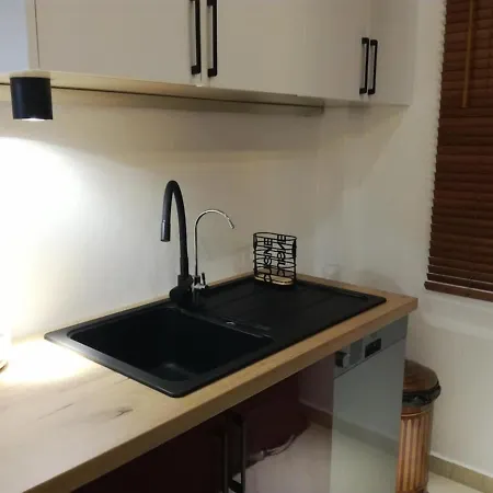 Amaranto Sarandë