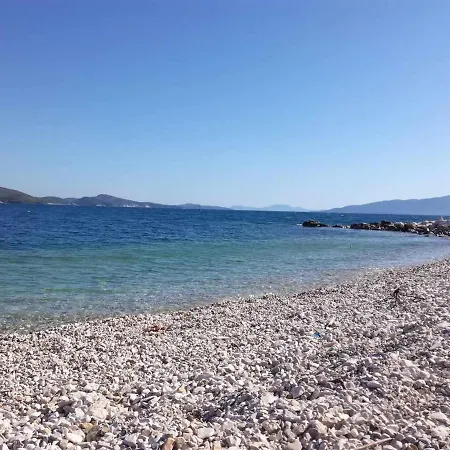 Amaranto Sarandë